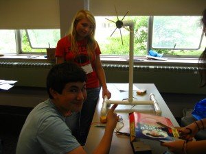 Ben shares his device. L-W: Ben Stern, Allie Tomlinson